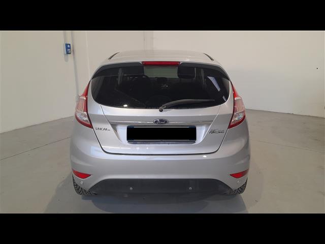 FORD Fiesta 02490623_VO38013041