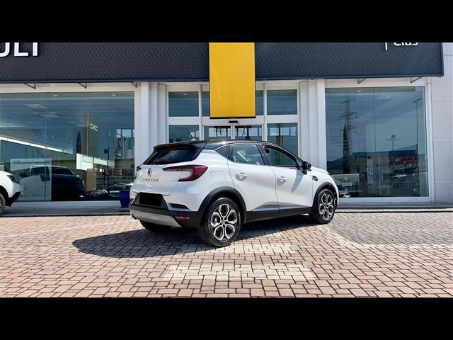RENAULT Captur 05922142_VO38013080