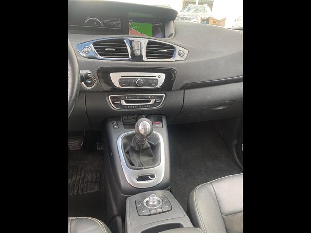 RENAULT Scenic X-Mod 00014438_VO38043670