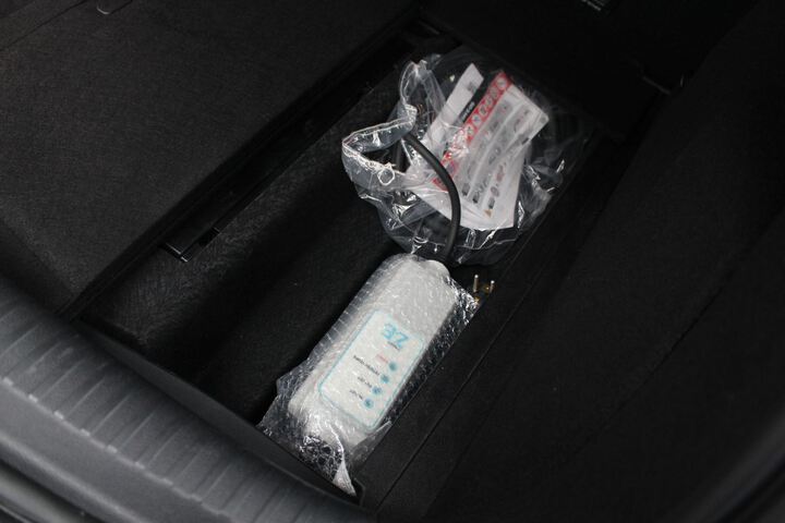 Inside  Megane  Blanco Nacarado