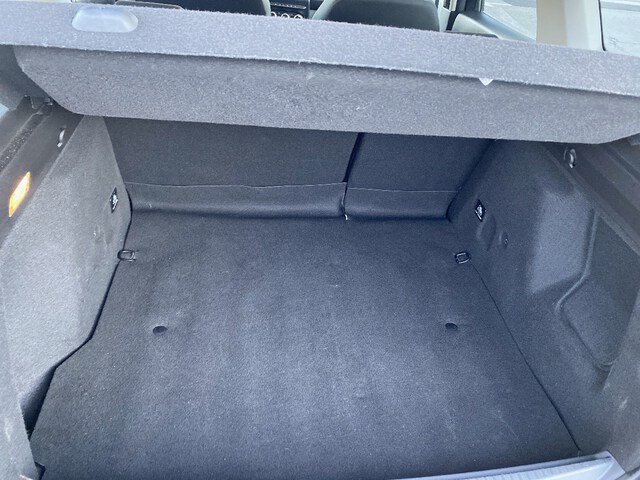 Inside  DUSTER  Gris Cometa