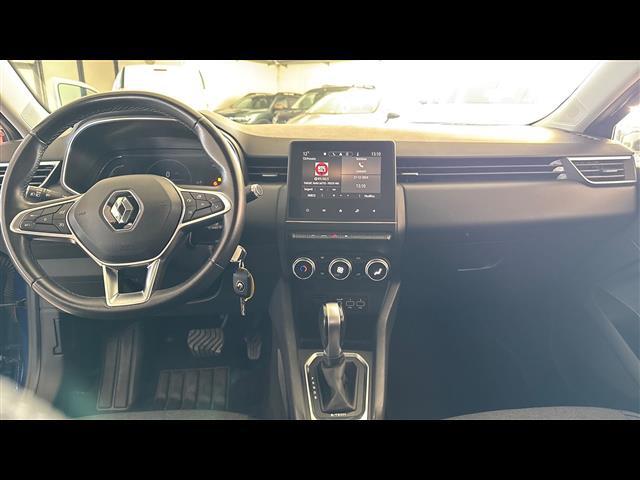 RENAULT Clio 00008921_VO38013330