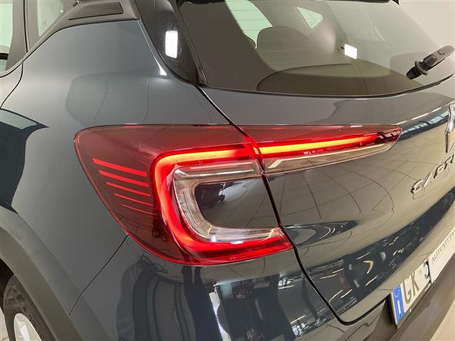 RENAULT Captur 00985008_VO38023207