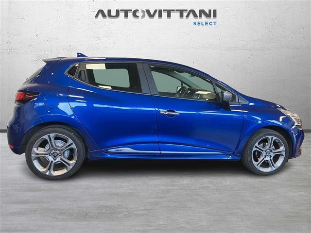 RENAULT Clio 00979682_VO38023207