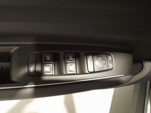 Inside Koleos Diesel  Gris Tornado