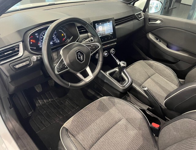 Inside Clio  Blanco