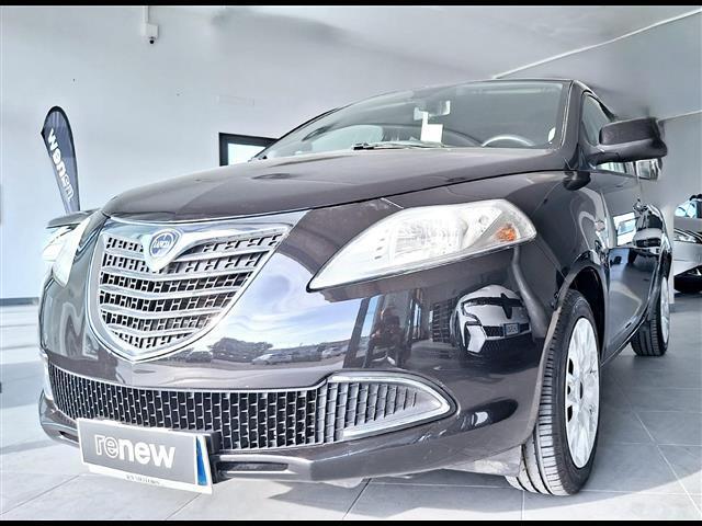 LANCIA Ypsilon 00760406_VO38013074