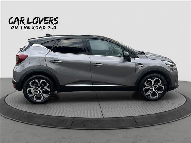 RENAULT Captur 05258210_VO38013034