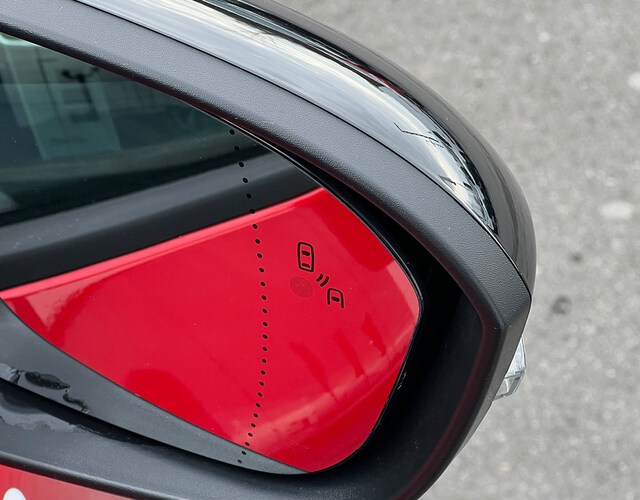 Inside  MEGANE E-TECH 100% ELÉCTRICO  carrocería rojo des