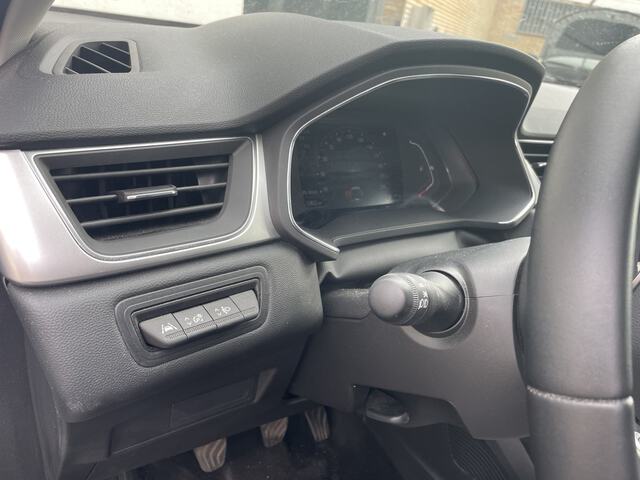 Inside Captur  Gris