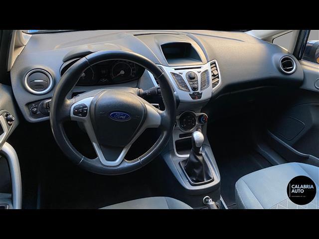 FORD Fiesta 00006306_VO38033579
