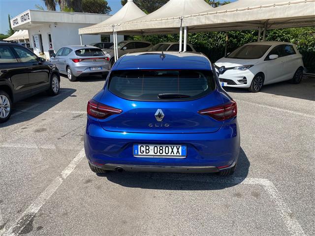 RENAULT Clio 02641547_VO38043366
