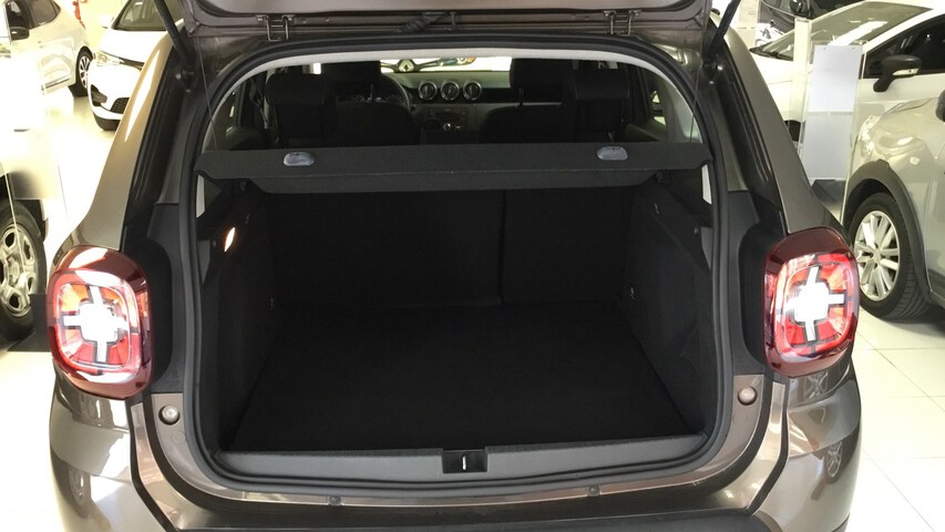Inside Duster Diesel  Marron