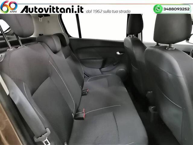 DACIA Sandero 00954401_VO38023207