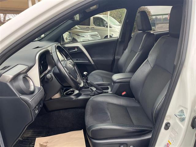 TOYOTA Rav4 IV 2016 02640775_VO38043366