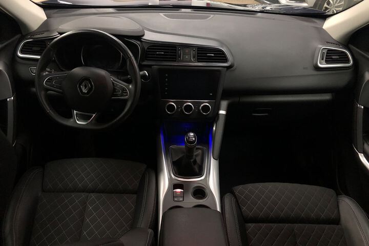 Inside Kadjar Diesel  Azul Cosmos