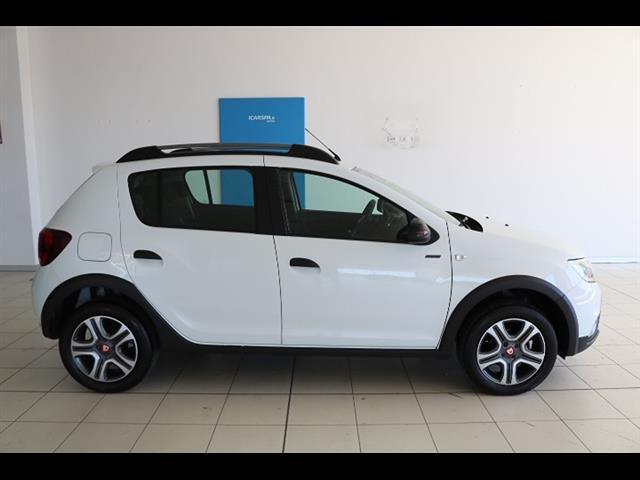 DACIA Sandero  Stepway 00550840_VO38013066