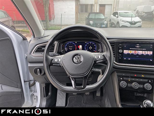 VOLKSWAGEN T Roc 2017 00026161_VO38013018