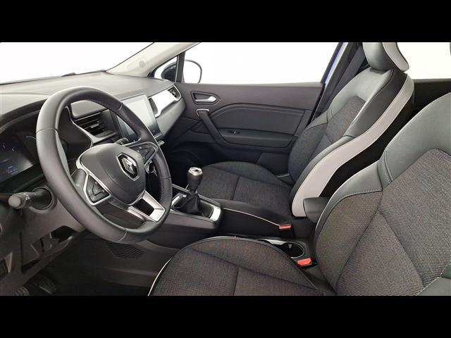 RENAULT Captur 00948034_VO38023732