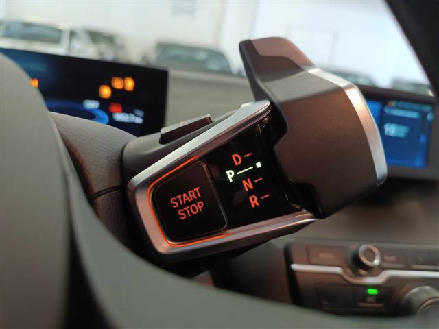 BMW i3 2018 10100358_VO38013138