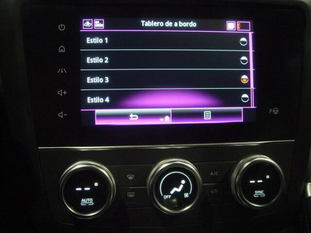 Inside Kadjar  NEGRO