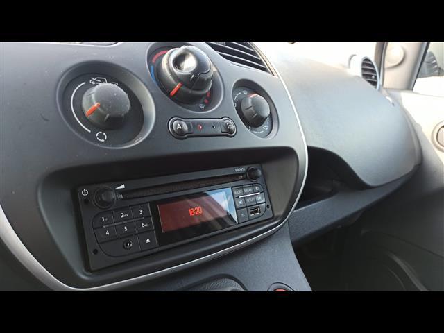 RENAULT kangoo 00024183_VO38013404