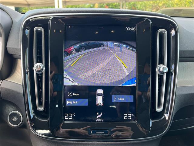 VOLVO XC40 02641181_VO38043366