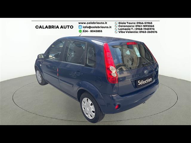 FORD Fiesta 00007118_VO38033579