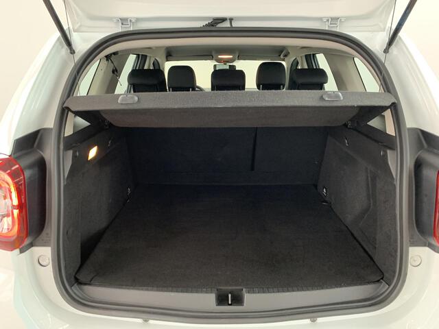 Inside Duster Diesel  Blanco Glaciar