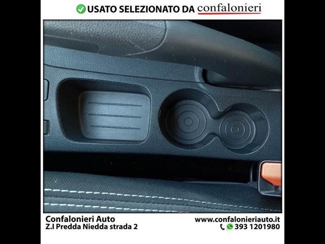 RENAULT Clio 00009488_VO38013165