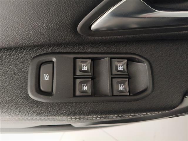 DACIA Duster II 2018 00189398_VO38023507
