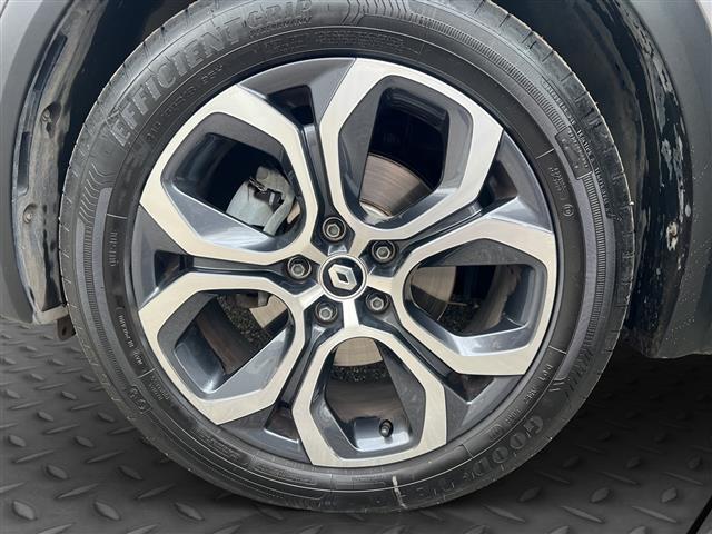 RENAULT Captur 05258210_VO38013034