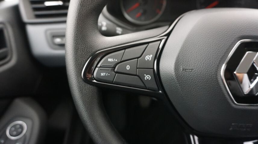 Inside Clio  Gris Titanium