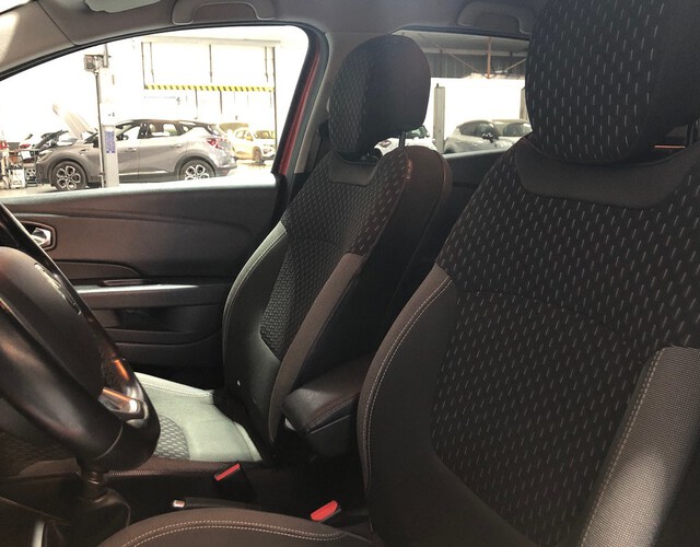 Inside Captur  Rojo Deseo