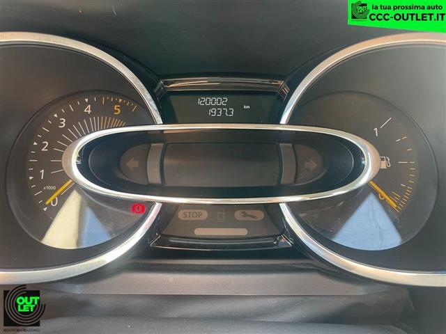 RENAULT Clio 00391399_VO38023217