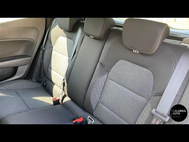 RENAULT Clio V 2019 00006116_VO38033579
