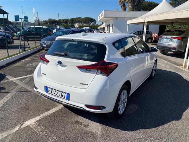 TOYOTA Auris 02639893_VO38043366