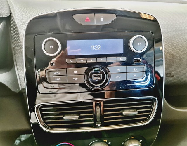 Inside Clio Diesel  Rojo Deseo