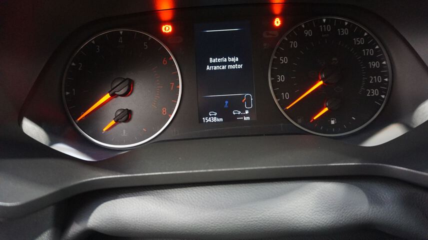 Inside Captur  Gris Highland