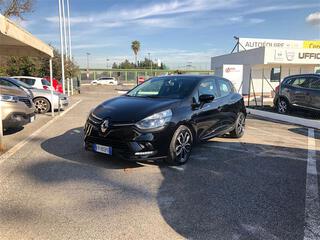 RENAULT Clio 02507400_VO38043366