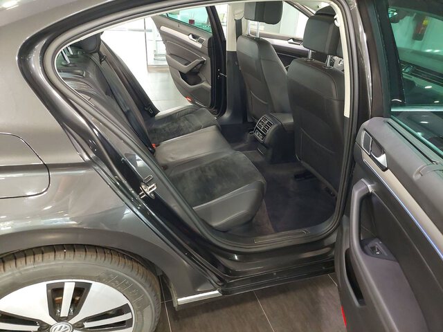 Inside Passat Variant Híbrido  Gris