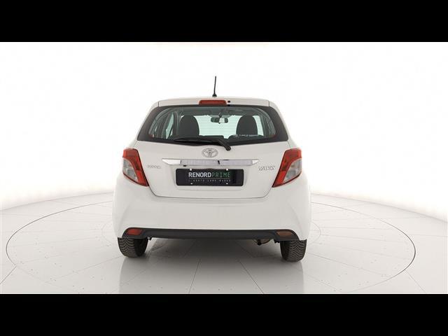 Esterni Yaris Pastello Bianco