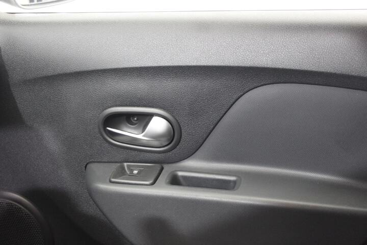 Inside Sandero Diesel  BLANCO