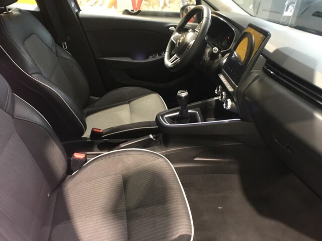 Inside Clio  Gris Titanium