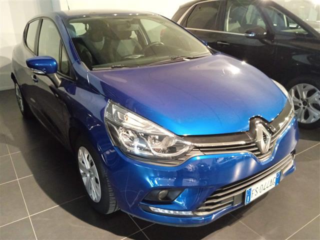 RENAULT Clio 00014420_VO38043670