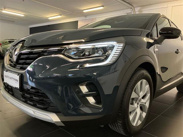 RENAULT Captur 00985234_VO38023207