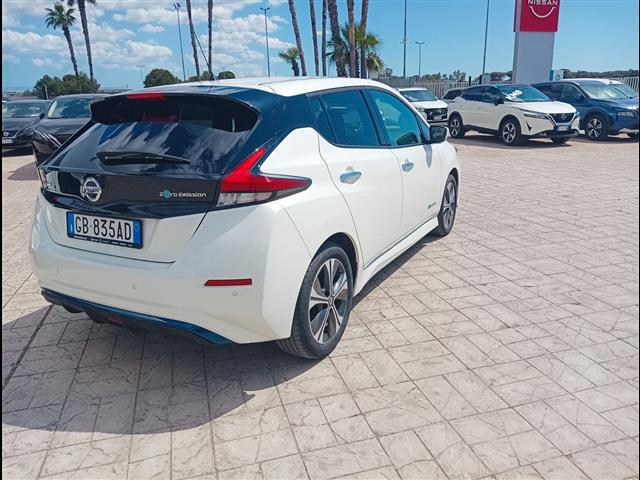 NISSAN Leaf II 2018 00996985_VO38013353