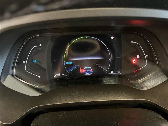 RENAULT Captur 00984801_VO38023207