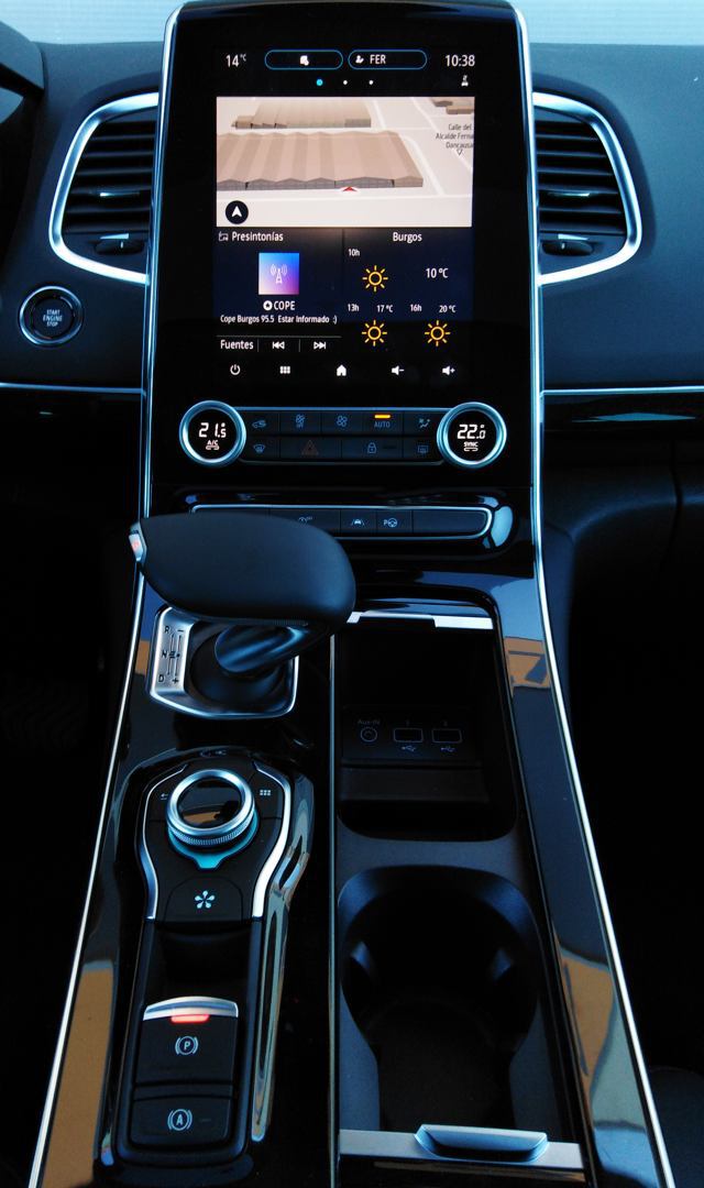 Inside Espace Diesel  Gris Titanium