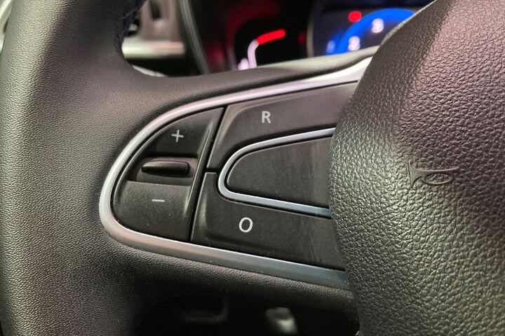 Inside Kadjar  Gris Titanium